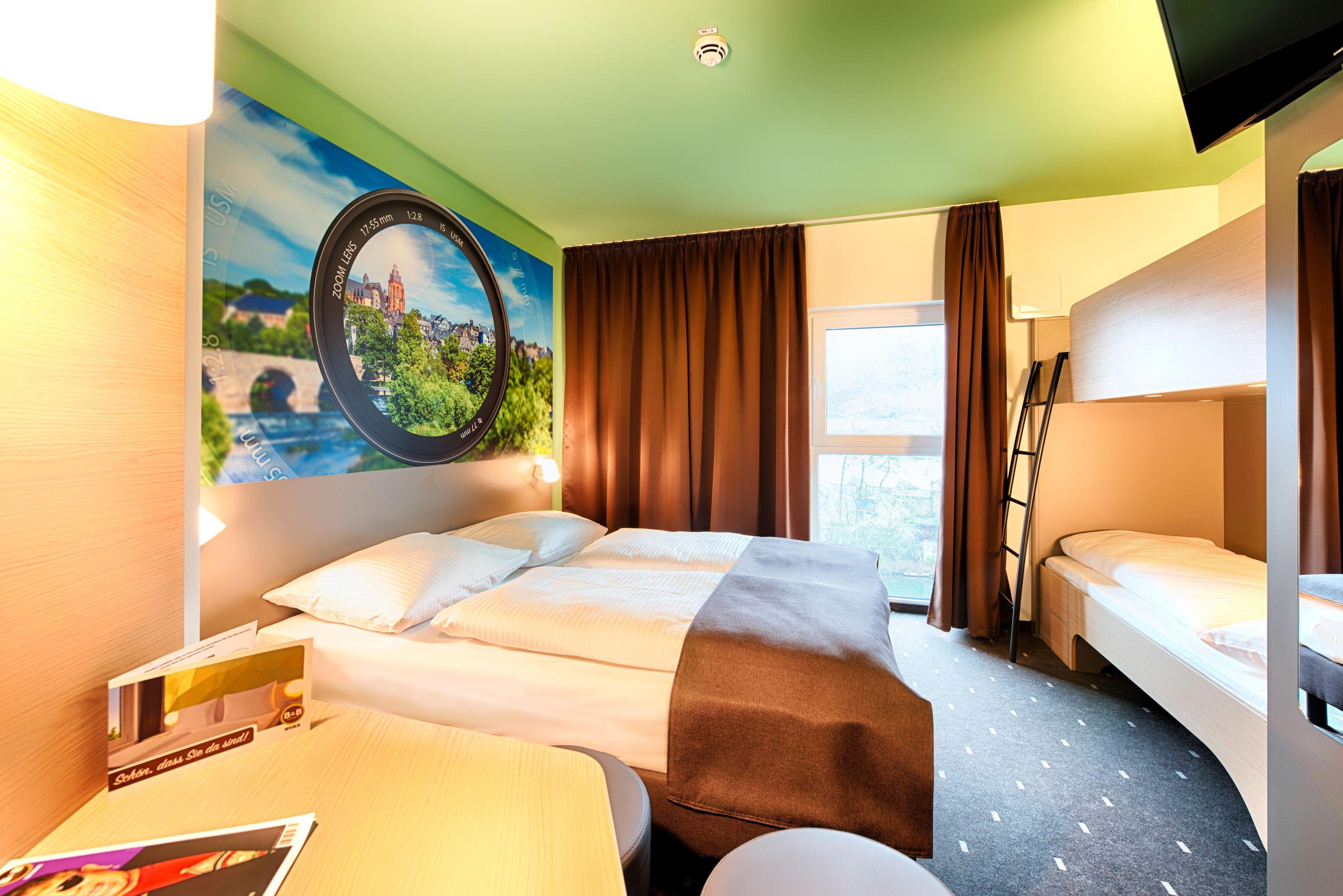 B&B Hotel เวทซ์ลาร์ ภายนอก รูปภาพ
