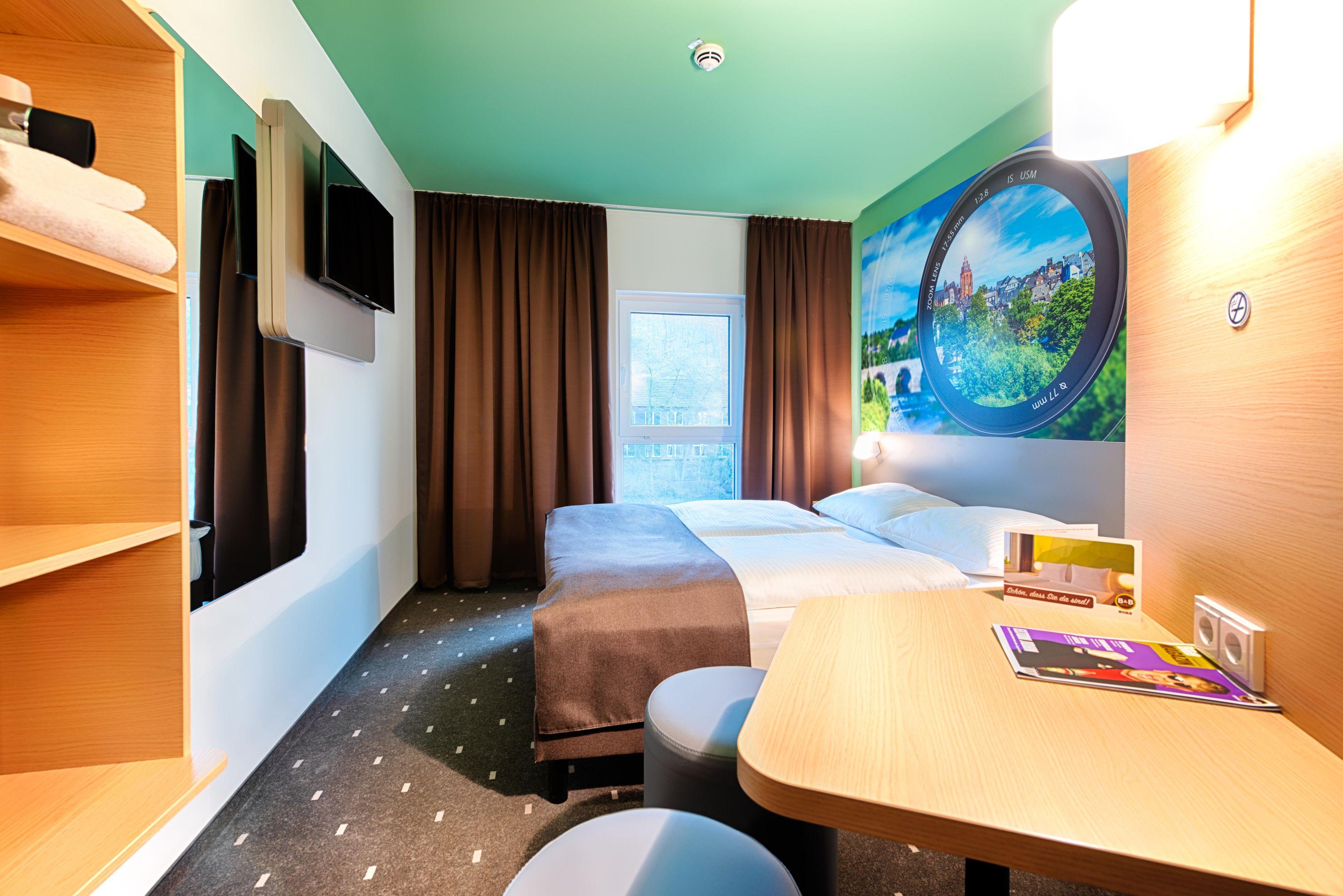B&B Hotel เวทซ์ลาร์ ภายนอก รูปภาพ
