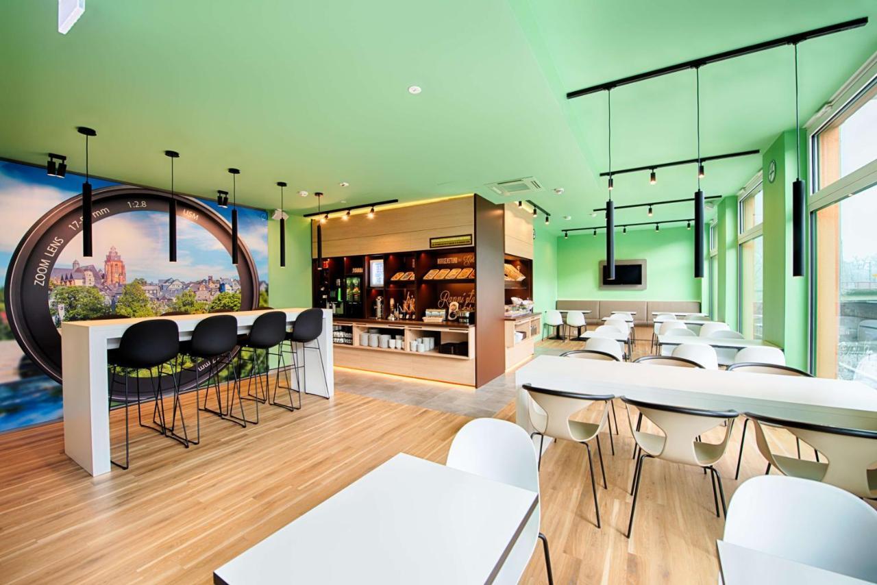 B&B Hotel เวทซ์ลาร์ ภายนอก รูปภาพ